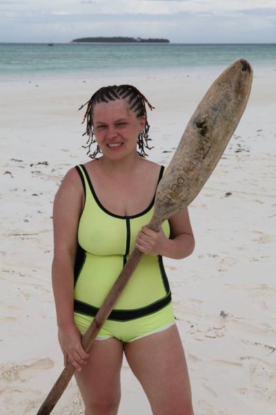 Девушка с веслом.