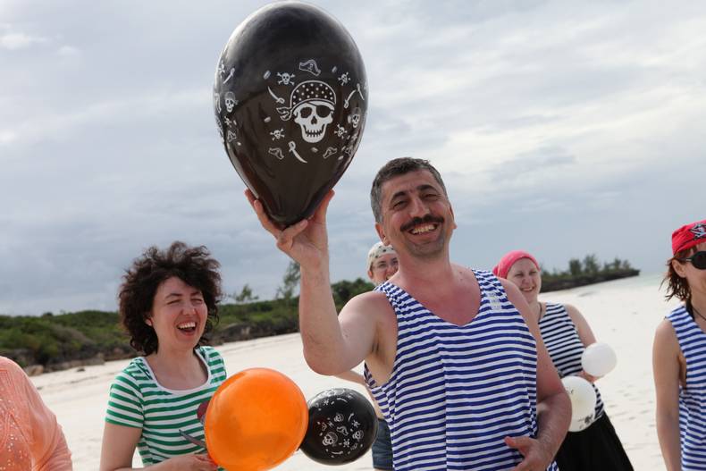 "Бармалей" счастлив!))))