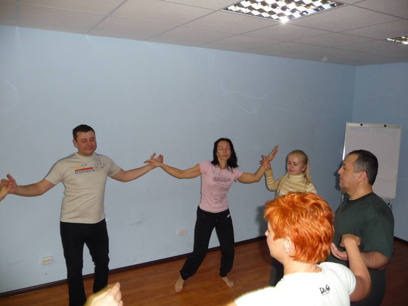 Встаньте дети, встаньте  в круг! 17 января