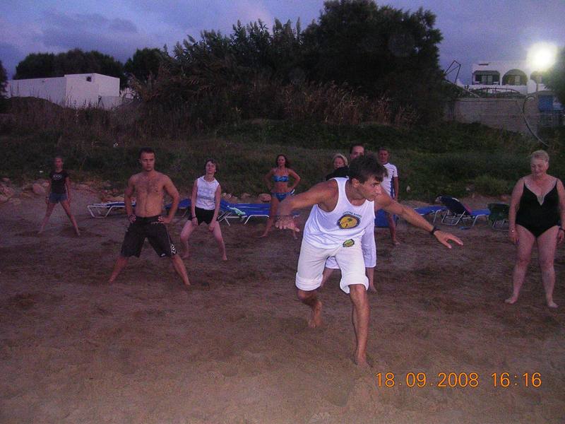 Капоэйра на закате! Греция 2008 сентябрь